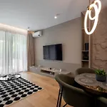 Moon Garden 1bedroom In Nusco Бухарест