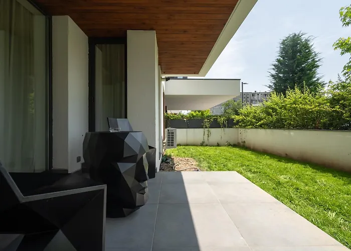 Moon Garden 1bedroom In Nusco Apartament