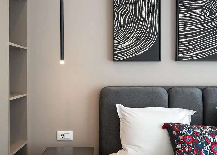 Moon Garden 1bedroom In Nusco Apartment Bukarest