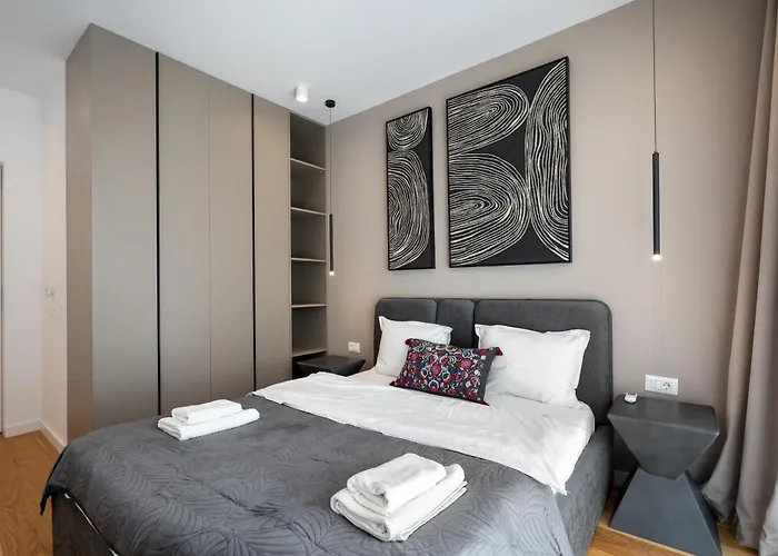 Apartment Moon Garden 1bedroom In Nusco Bukarest